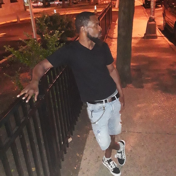 Meet your Posher, Dhkir - Picture 1 of 1